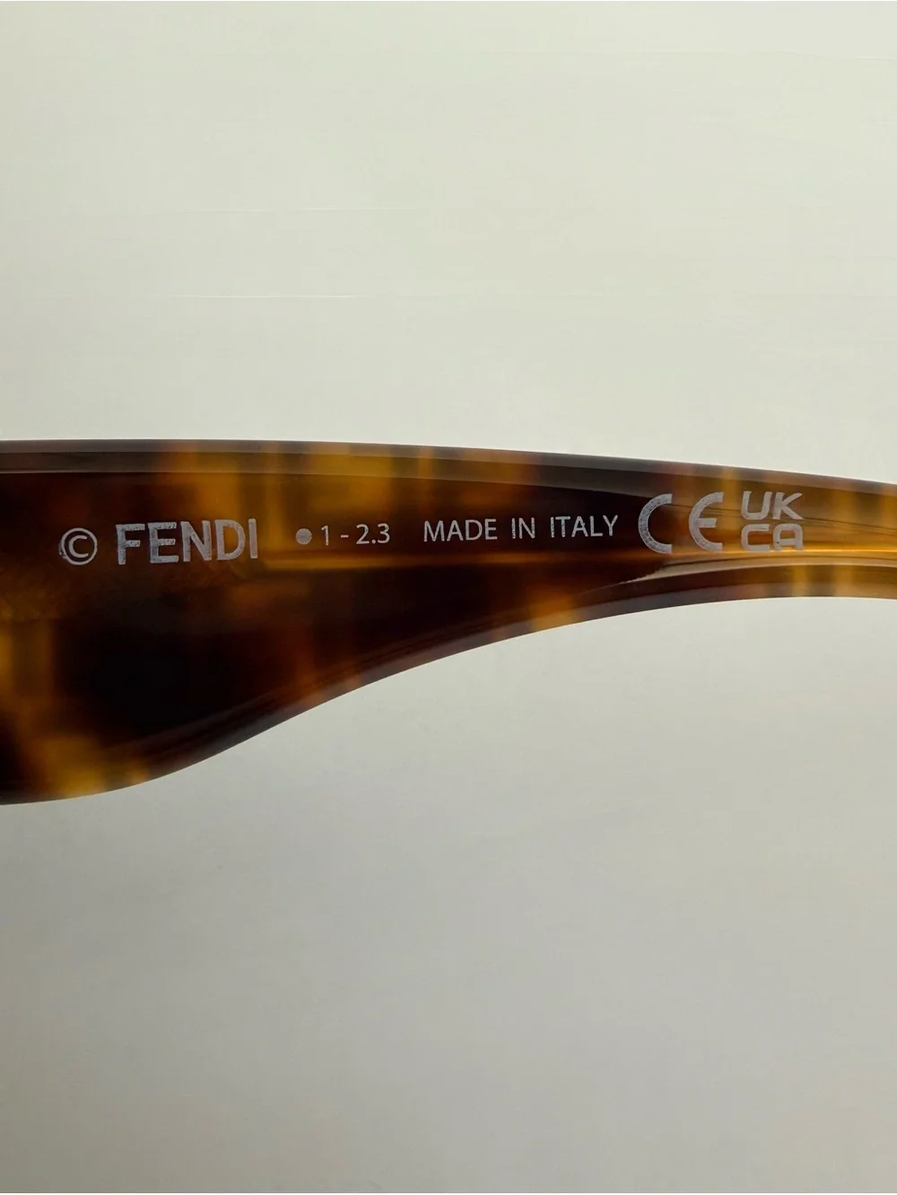 NEW!!! Fendi monogram print oversized sunglasses FE40101F 55B Authentic Sunglasses FENDI Roma FE40101I 55B 50-23 Havana in stock  main image 3